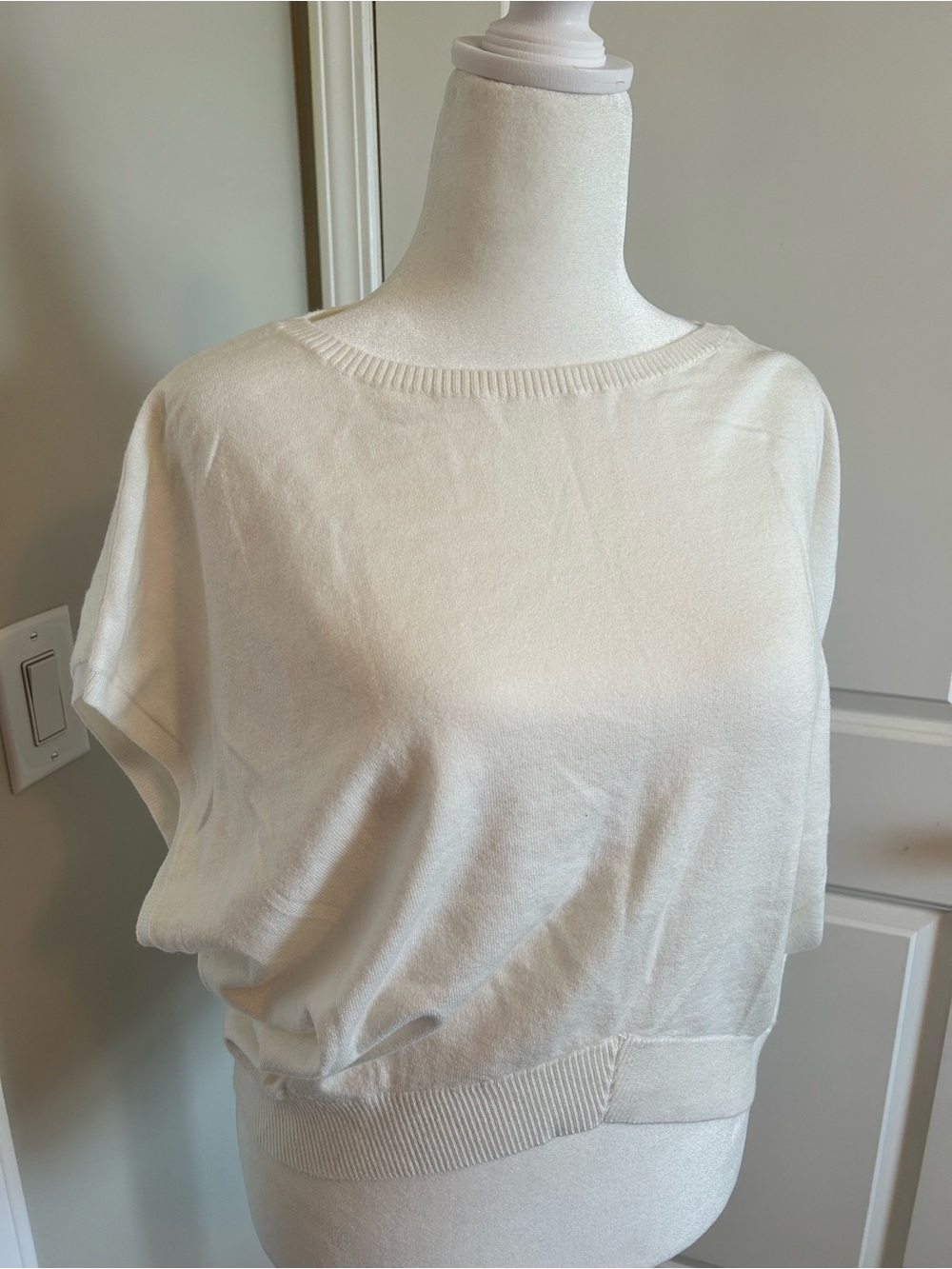 Express Cream Short Sleeve Knit Top